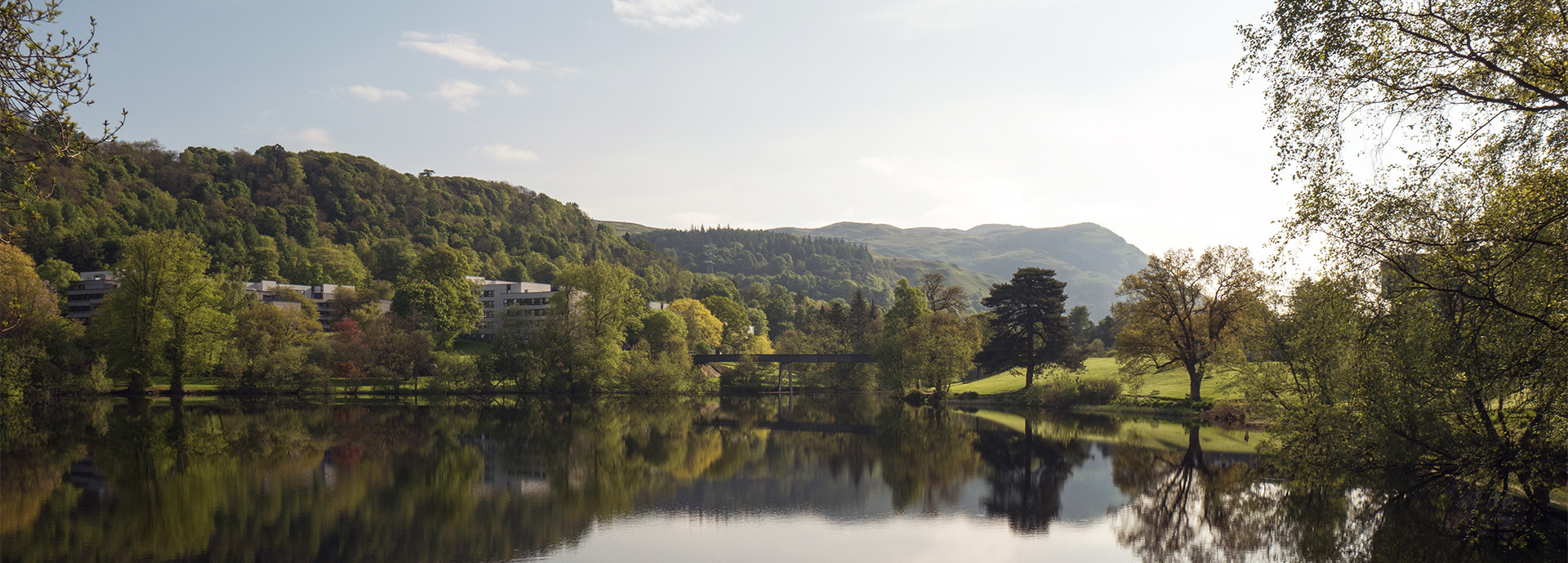 A view of Airthrey Loch on a sunny day