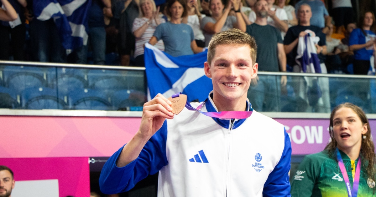 Duncan Scott celebrates at Tollcross after winning bronze.