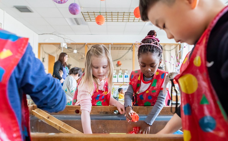 Exploratory play at the Psychology Kindergarten