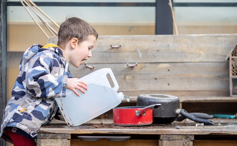 Outdoor play at the Psychology Kindergarten