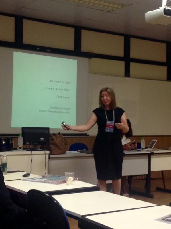 Dr Jayne Holliday