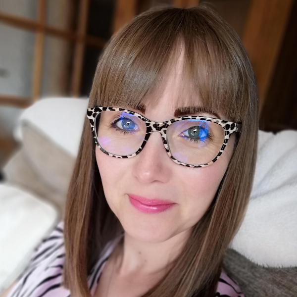 Dr Fiona Noble