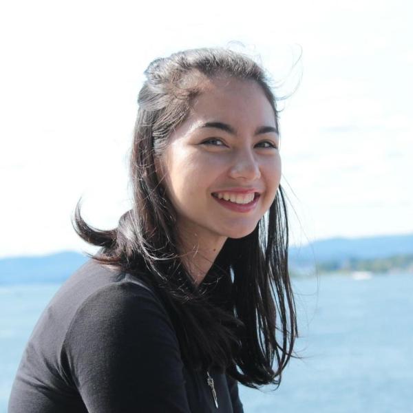 Miss Aoife Ong
